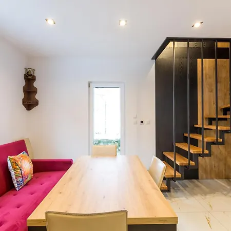 Na Zielonym Wzgorzu بيت خشبي *